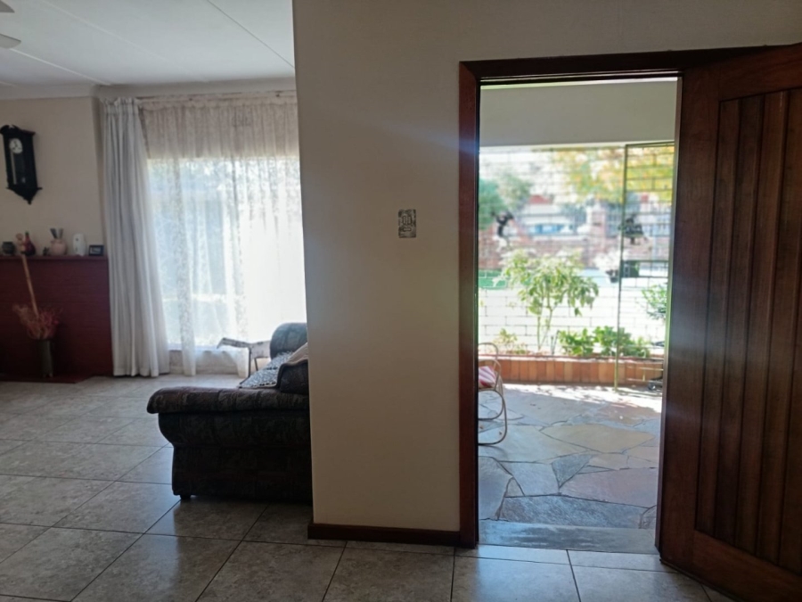 3 Bedroom Property for Sale in Verwoerdpark Northern Cape